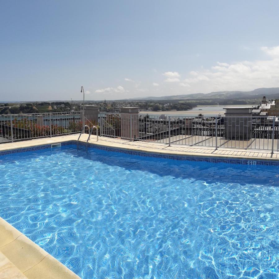 Atico Con Terraza Y Piscina Comunitaria Apartamento Ribadeo Exterior foto