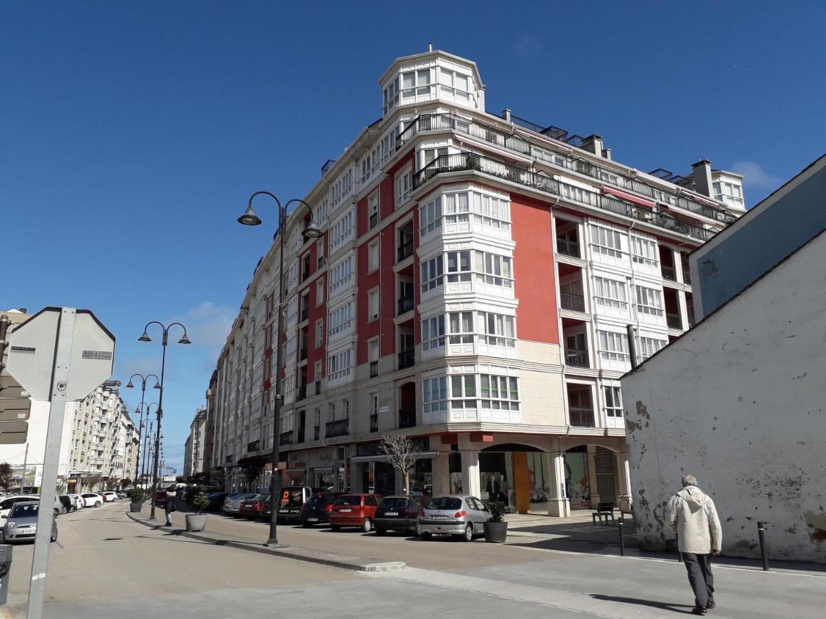 Atico Con Terraza Y Piscina Comunitaria Apartamento Ribadeo Exterior foto